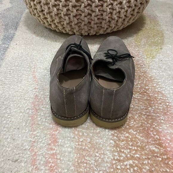 Banana Republic Factory Dress Shoe grey. - Picture 2 of 5